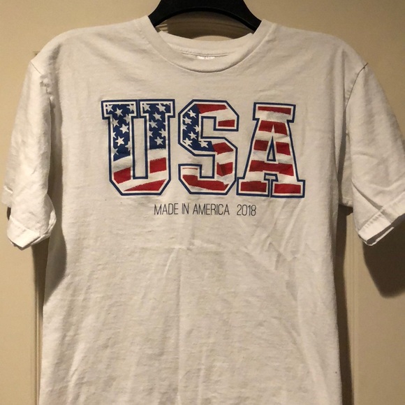 Tshirt - Picture 1 of 1